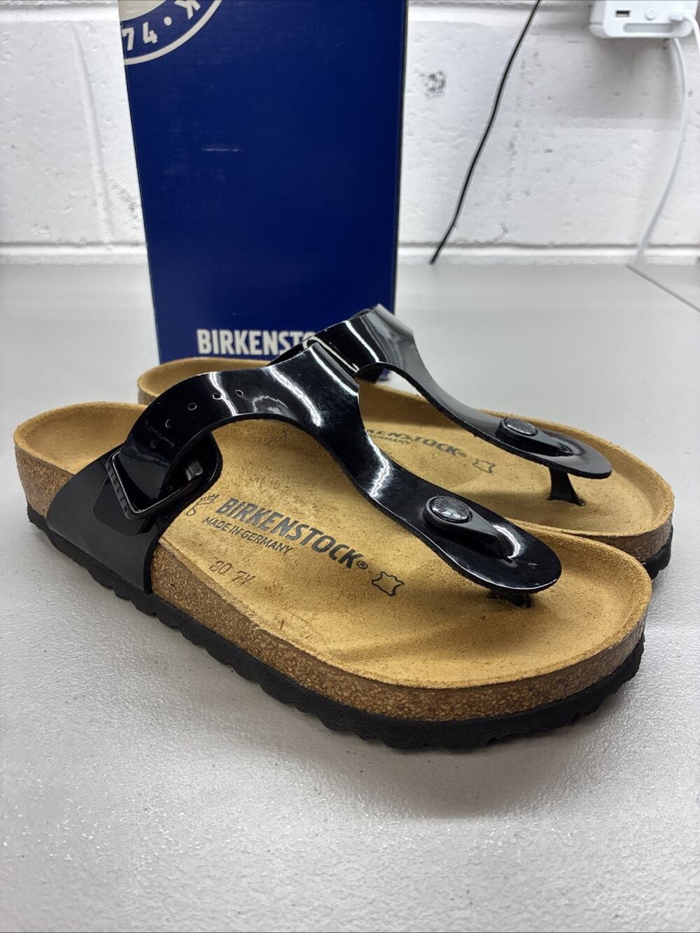 Birkenstock Black Patent Thong Sandals Birko-Flor EU 36 Womens 5 Regular 0043661